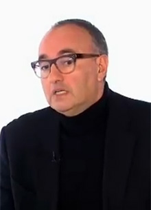 Александр Роднянский: Смотреть на власть не так уж обязательно снизу