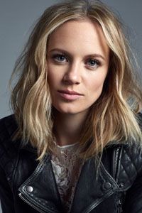 Даниэль Савре (Danielle Savre)