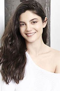 Моника Барбаро (Monica Barbaro)