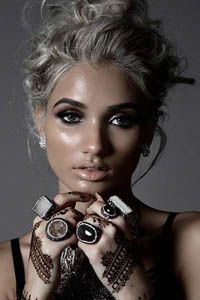 Пиа Миа (Pia Mia)
