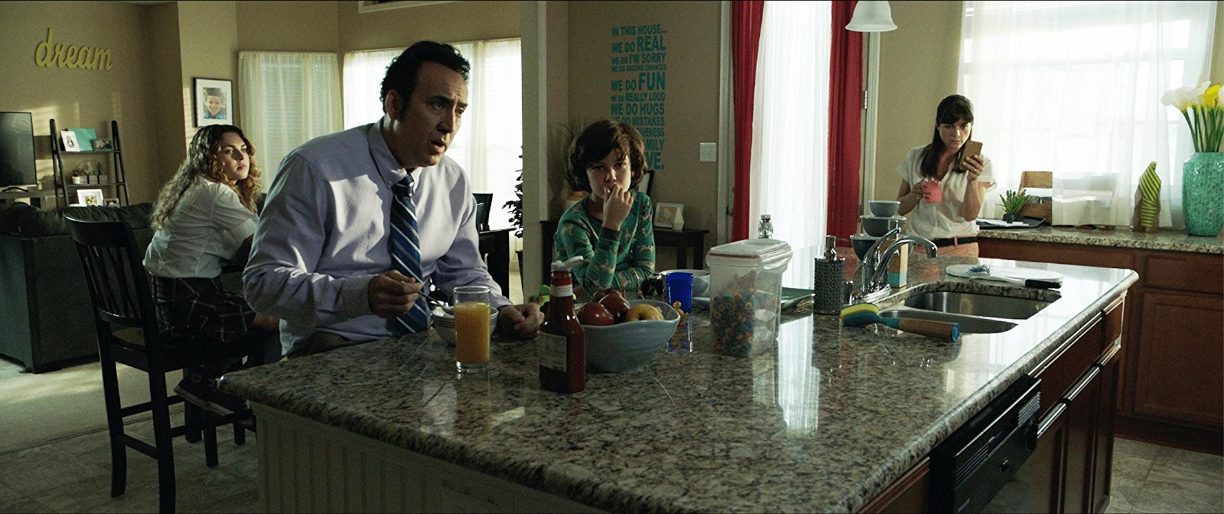 Фильм Мама и папа (2017). Кадр N144207