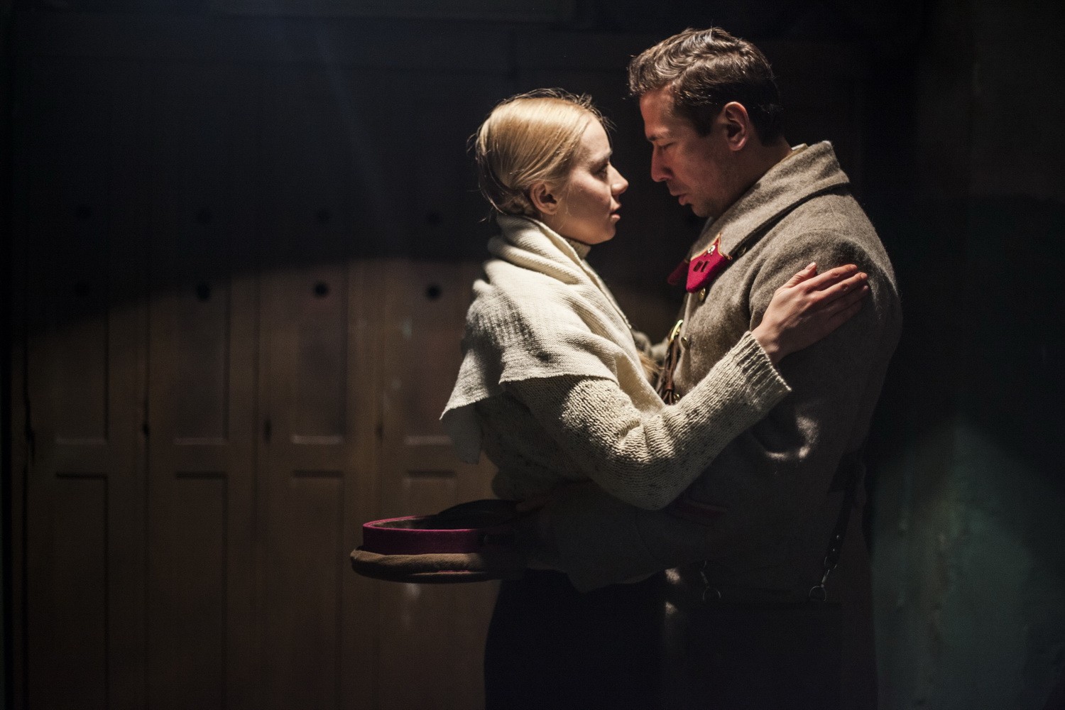Фильм Прощаться не будем (2018). Кадр N146805