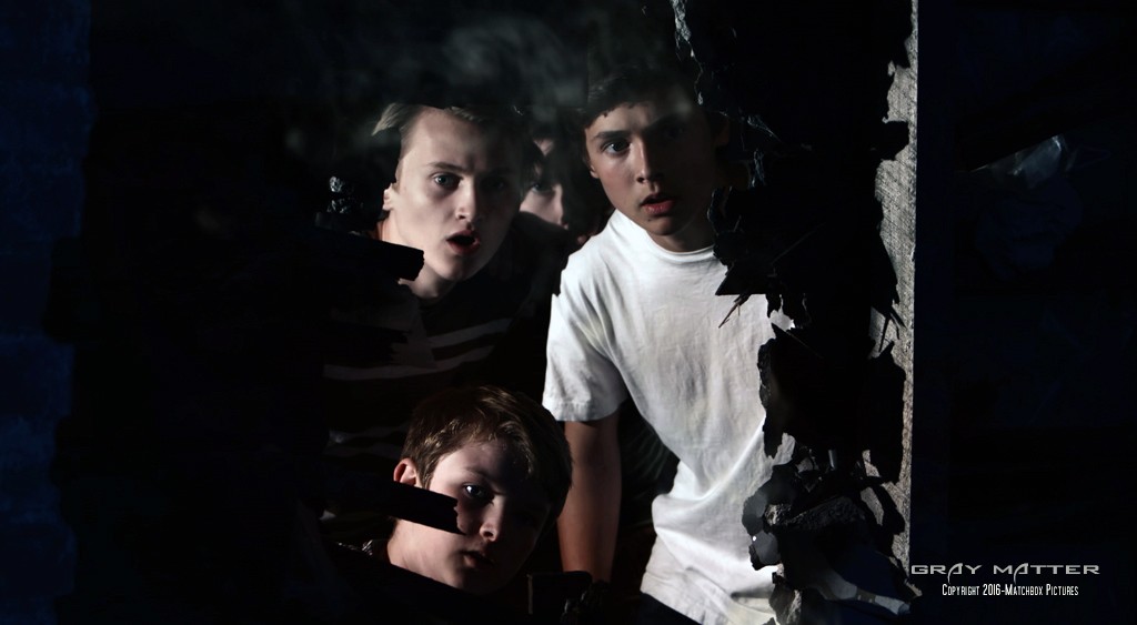Фильм Проблемы серых пришельцев (2018). Кадр N149987