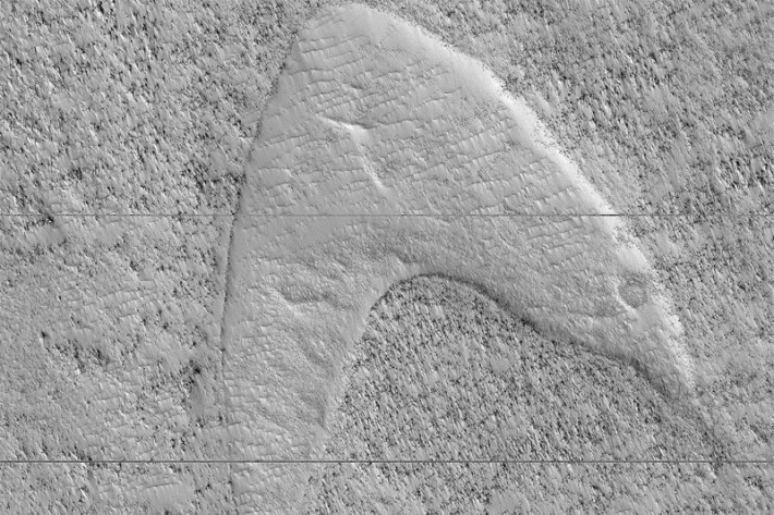 На Марсе нашли символику Звездного пути