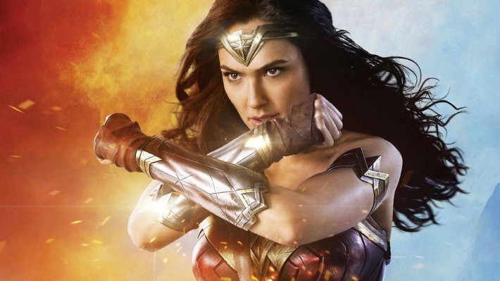 Новая глава Warner Bros. выбрала Чудо-женщину вместо Бэтмена и Супермена