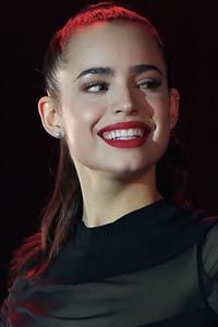 София Карсон (Sofia Carson)