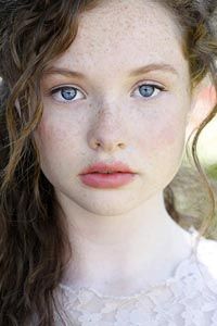 Зои Маргарет Коллетти (Zoe Margaret Colletti)