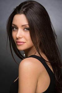 Нерайда Бега / Neraida Bega Нерайда Бега / Neraida Bega