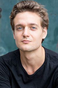 Лукас Инглэндер (Lucas Englander)