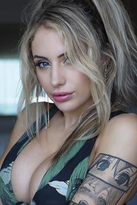 ΠΠΈΠ· ΠΠ°Ρ / Liz Katz ΠΠΈΠ· ΠΠ°Ρ / Liz Katz