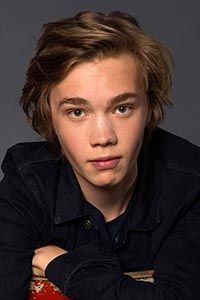 Чарли Пламмер / Charlie Plummer