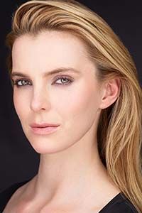 Бетти Гилпин / Betty Gilpin