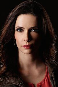 Битси Таллок / Bitsie Tulloch