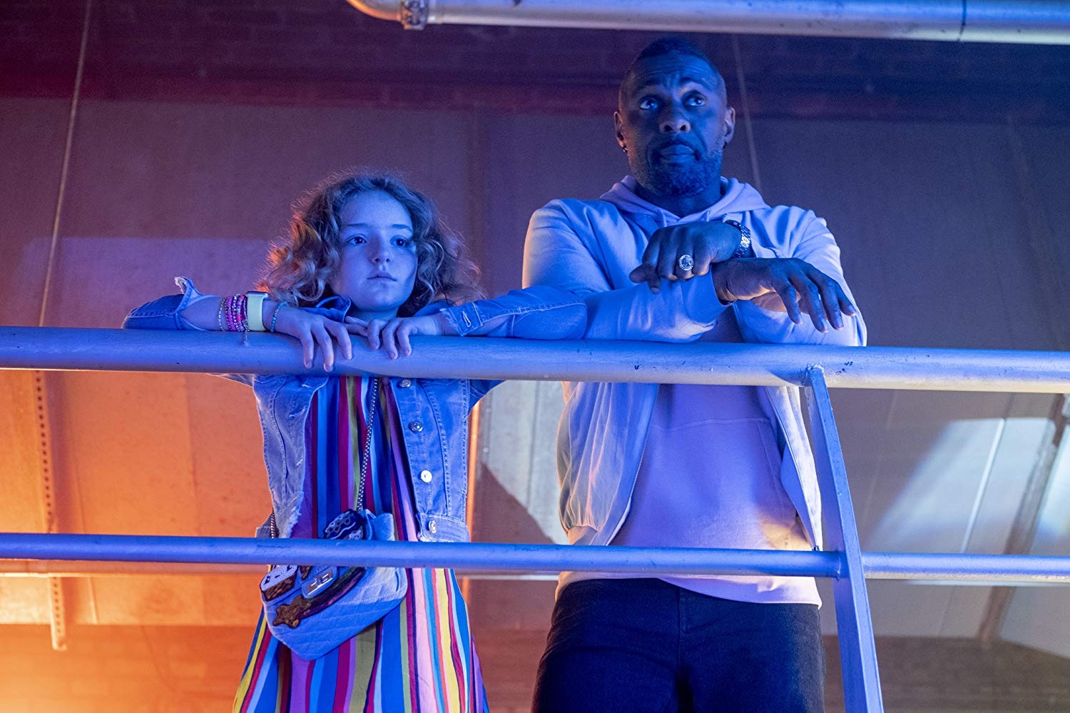 Сериал Сделай погромче, Чарли (2019). Кадр N155498