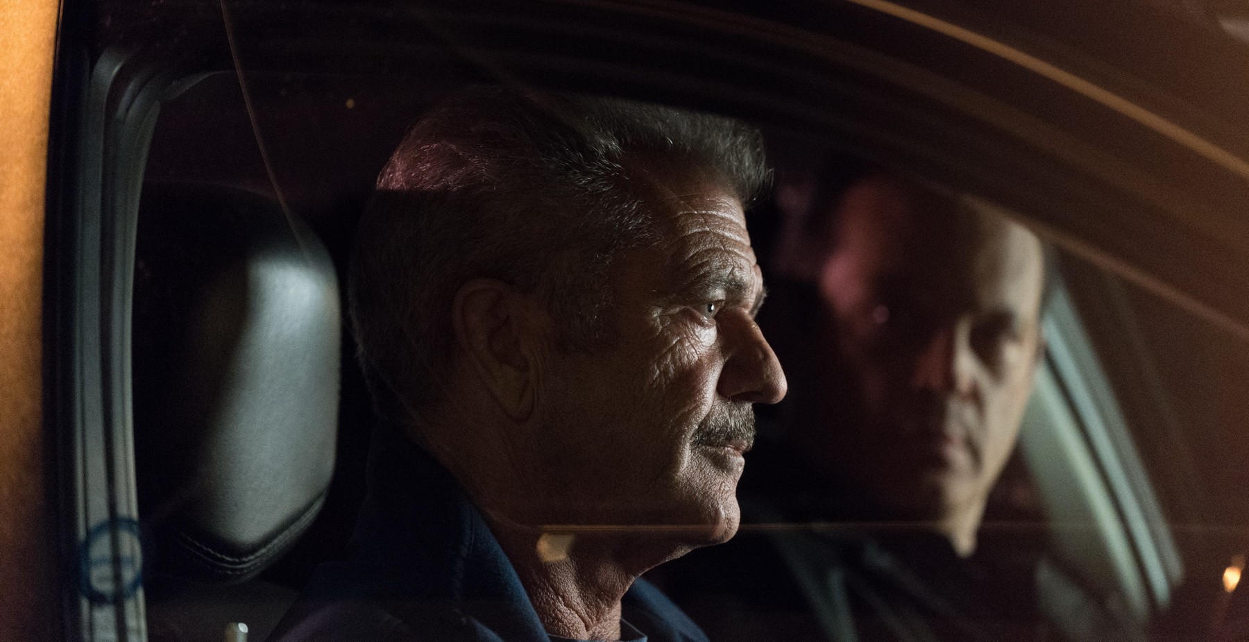 Фильм Закатать в асфальт (2018). Кадр N155727