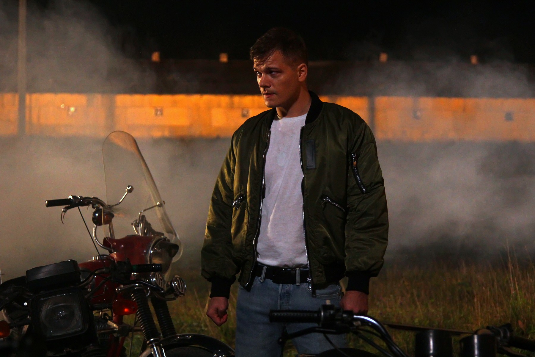Сериал Отпуск за период службы (2019). Кадр N157997