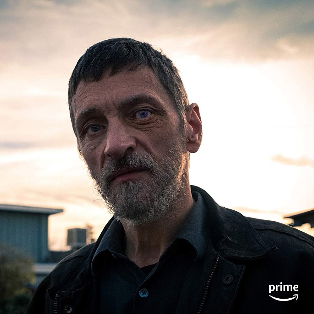 Сериал Слишком стар, чтобы умереть молодым (2019). Кадр N158798