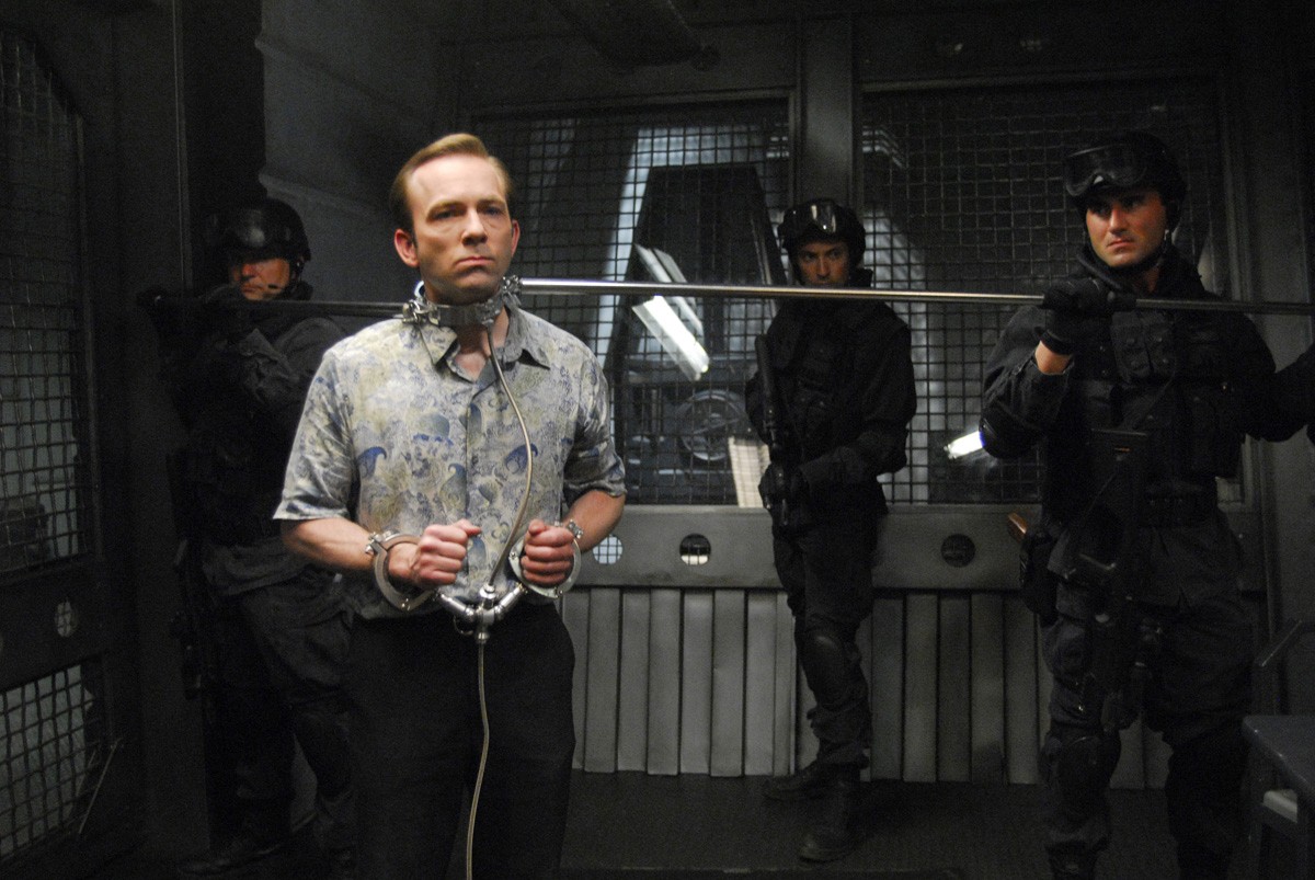 Сериал Звездный крейсер Галактика (2004-2009). Кадр N160360