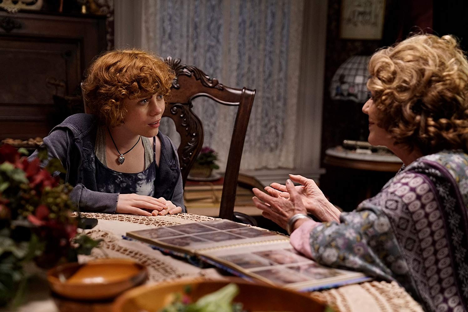 Фильм Нэнси Дрю и потайная лестница (2019). Кадр N163590