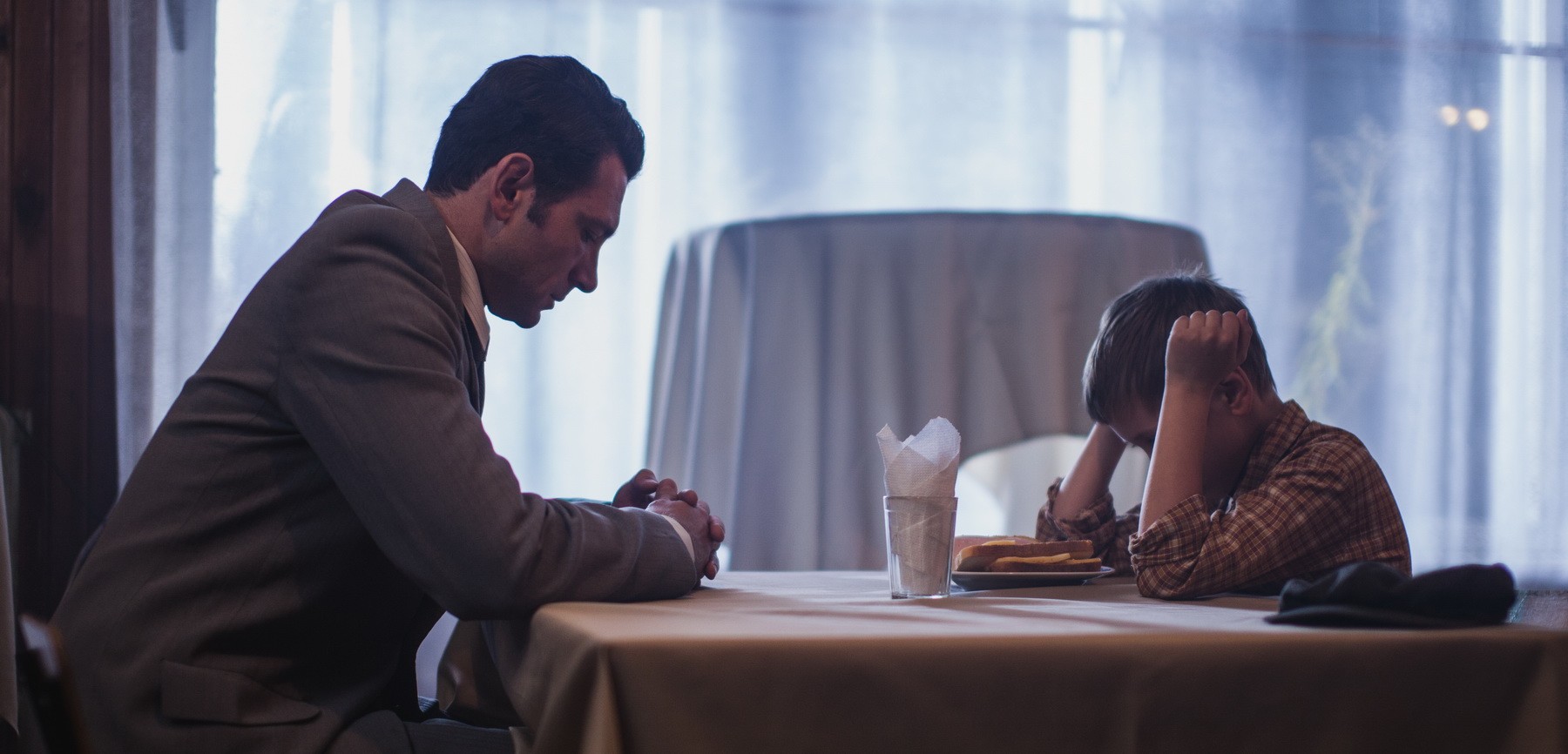 Сериал Отчим (2019). Кадр N164678