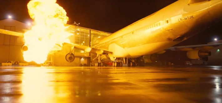 Кристофер Нолан разбил настоящий Boeing 747 на съемках Довода