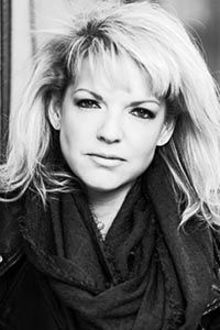 Таня Лапойнт (Tanya Lapointe) Таня Лапойнт (Tanya Lapointe)