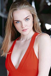 Галлея Джонс (Hallea Jones)