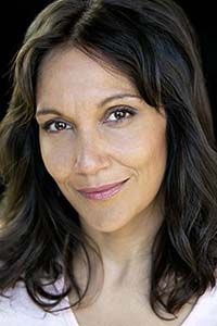 Джулианна Джайн (Julianne Jain)