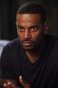 Мо МакРей (Mo McRae)