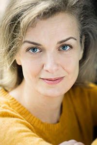 Люси Расселл (Lucy Russell)