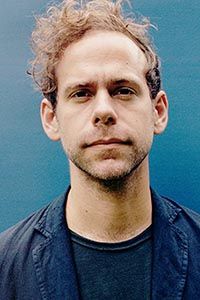 Брайс Десснер (Bryce Dessner) Брайс Десснер (Bryce Dessner)