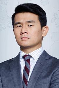 Ронни Чиэн (Ronny Chieng)
