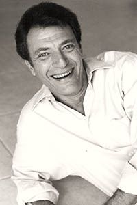 Брюс Адлер (Bruce Adler) Брюс Адлер (Bruce Adler)