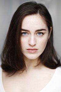 Даниэль Галлиган (Danielle Galligan)