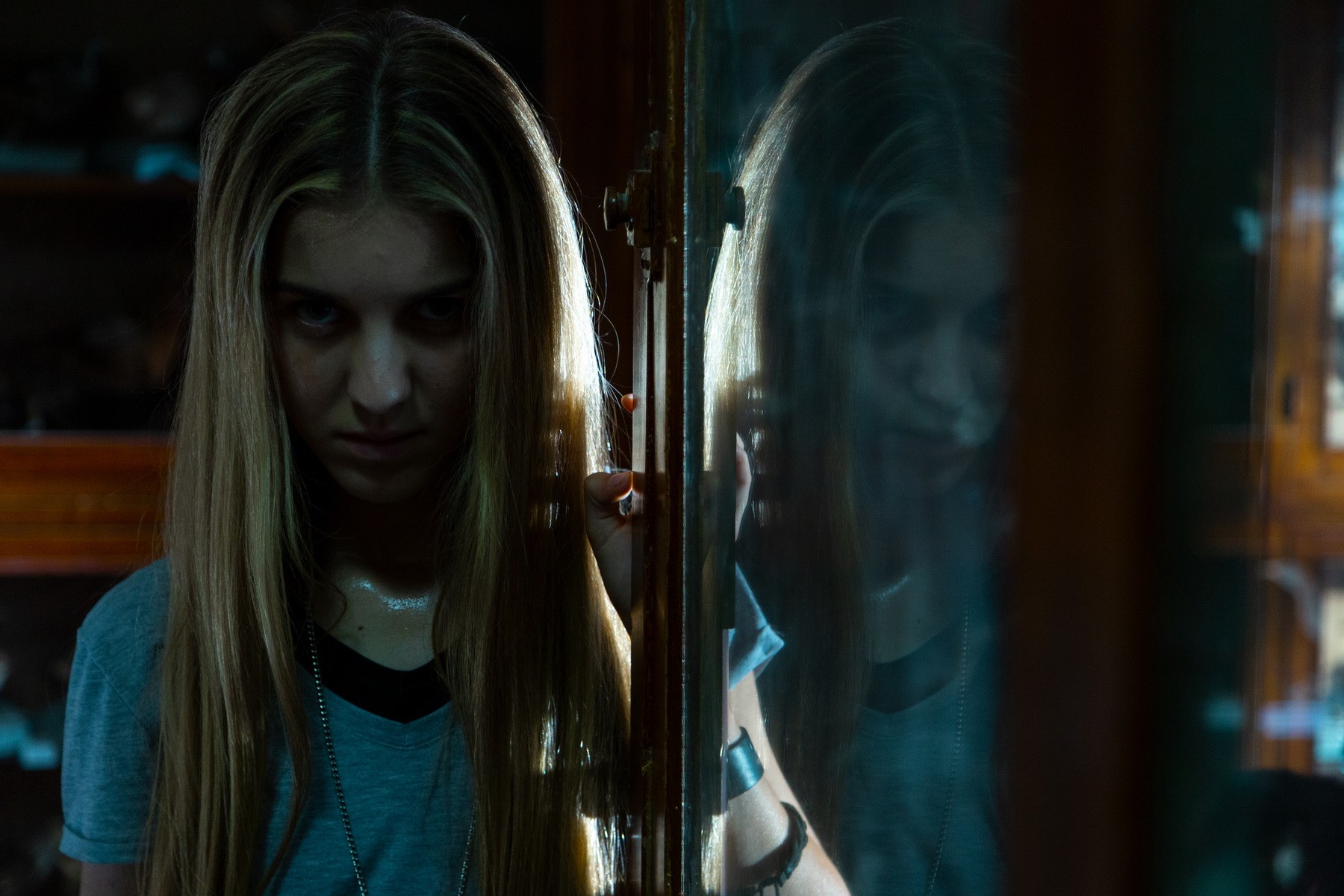 Фильм Мама: гостья из тьмы (2019). Кадр N167866