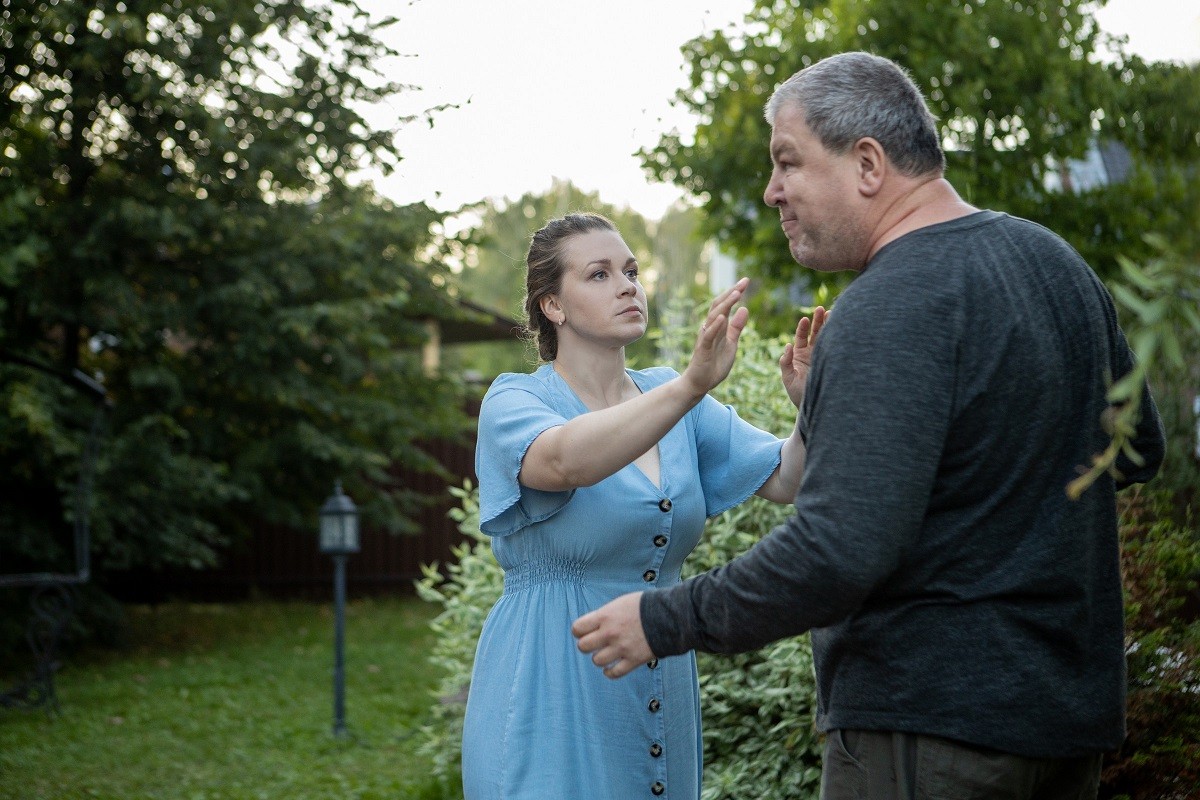 Сериал Война семей (2020). Кадр N168925