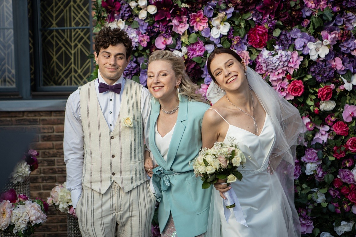 Сериал Война семей (2020). Кадр N168927