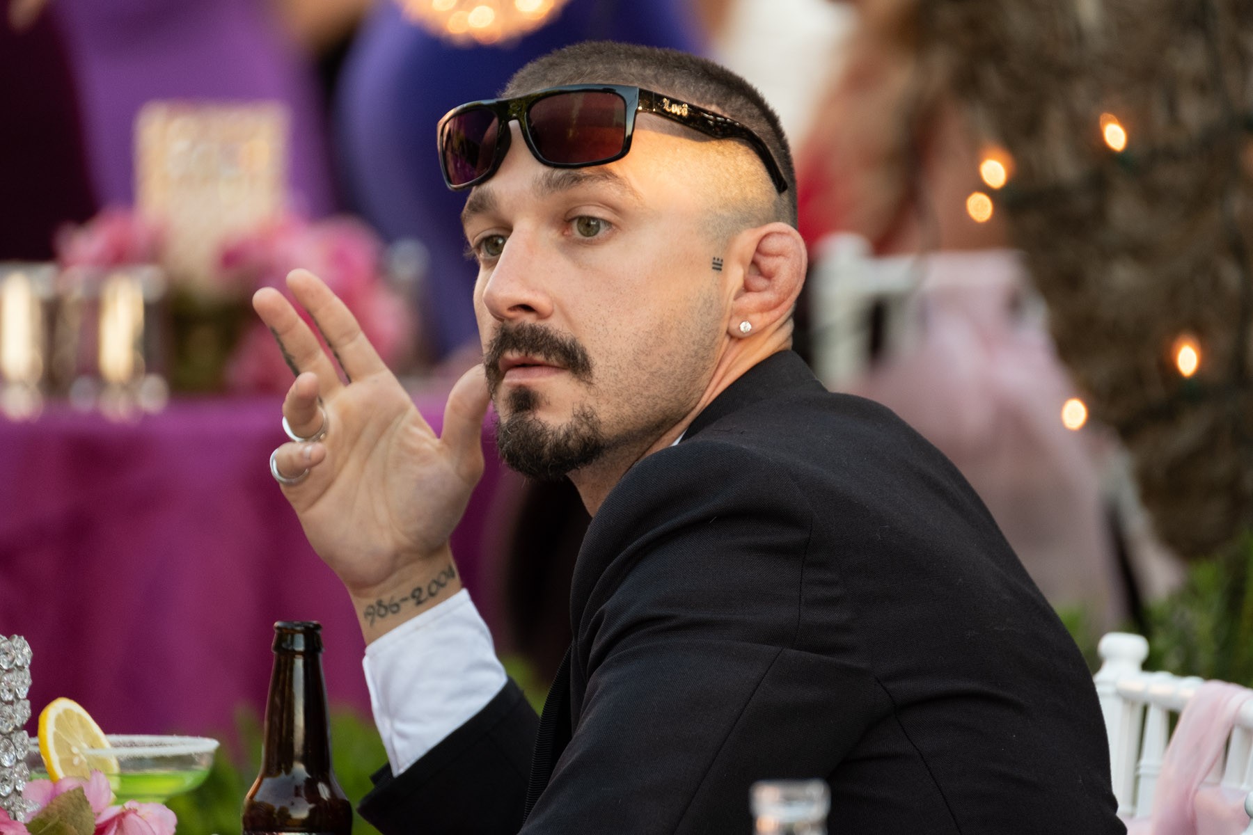 Фильм Выбивая долги (2020). Кадр N172988