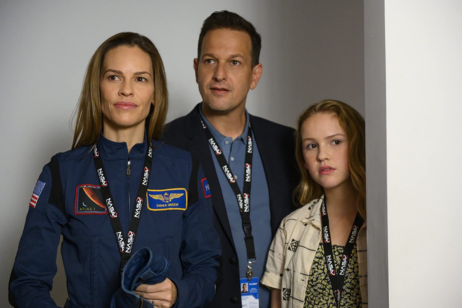 Сериал Вдали (2020). Кадр N174564
