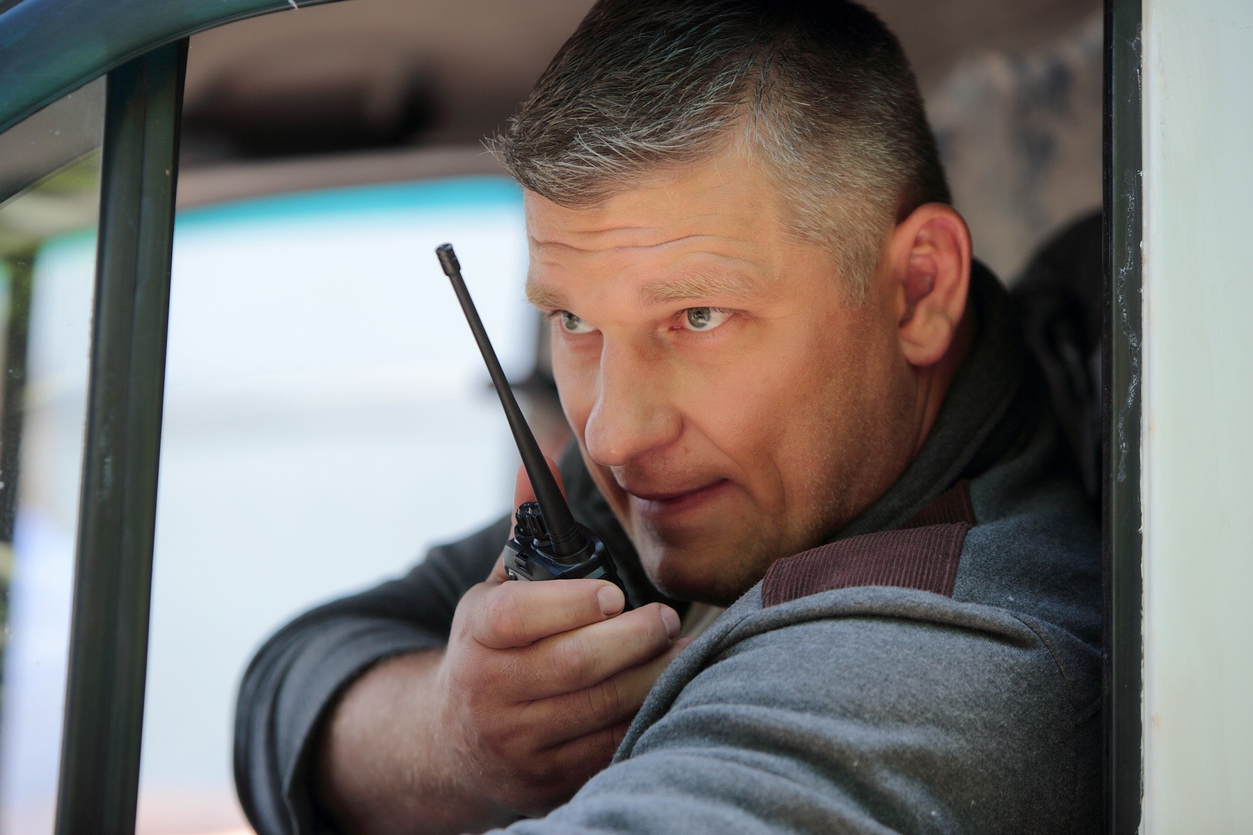 Сериал Чужая стая (2020-2023). Кадр N179078