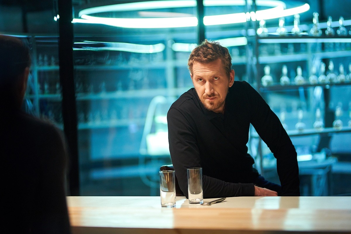 Сериал Пассажиры (2020). Кадр N179244
