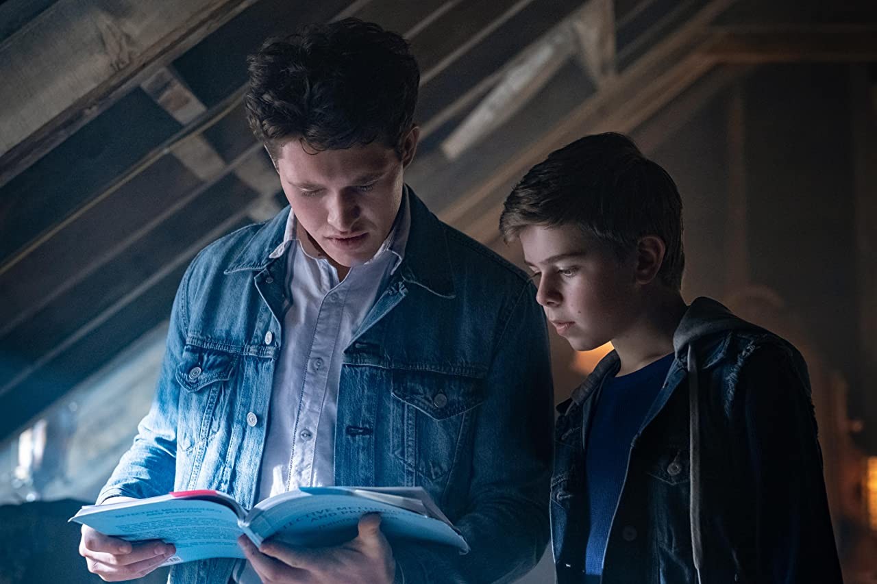 Сериал Братья Харди (2020). Кадр N179276