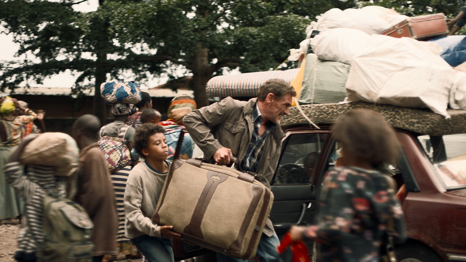 Фильм Маленькая страна (2020). Кадр N180032