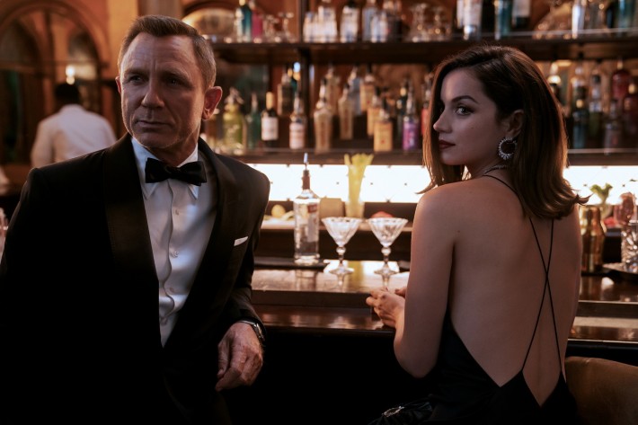 Дэниел Крэйг не видит смысла в агенте 007 женского пола