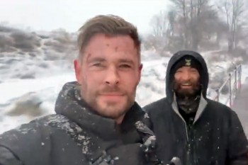 Крис Хемсворт поделился "зимним" видео со съемок "Эвакуации 2"