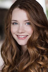 Вайолет Бринсон (Violet Brinson)