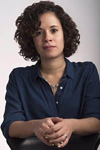 Чариз Кастро Смит (Charise Castro Smith)