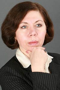 Елена Папанова