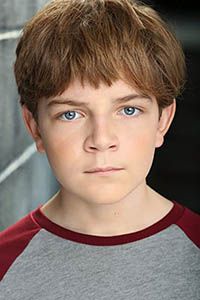 Закари Ризингер (Zakary Risinger)
