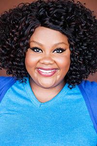 Николь Байер (Nicole Byer)
